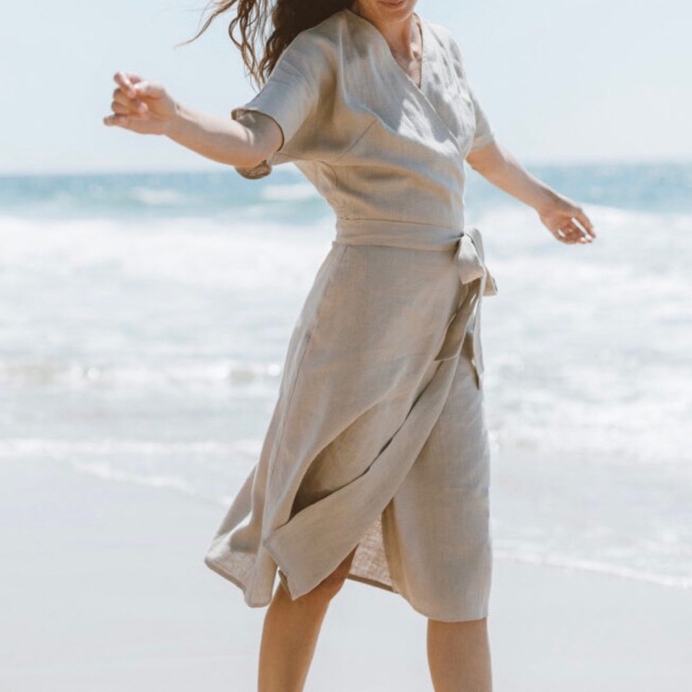 Love and Confuse 100% linen summer wrap dress XS